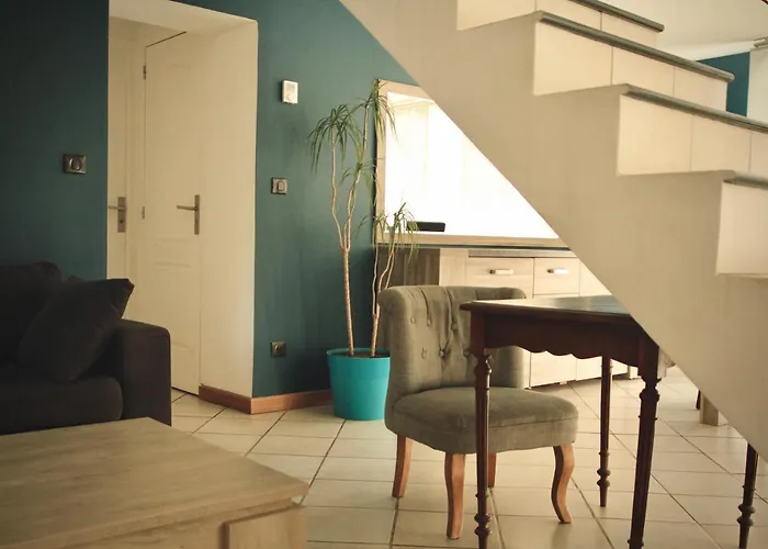 Hotel L'hermitage Du Château De